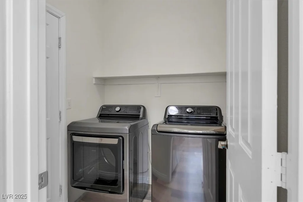 6909 Fruit Flower, Las Vegas, NV 89130