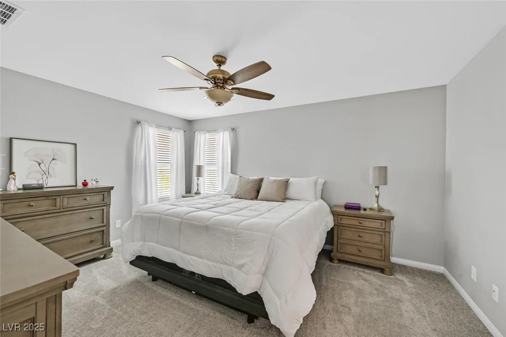 8704 Glen Echo, Las Vegas, NV 89148