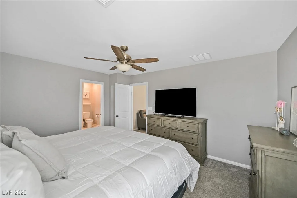 8704 Glen Echo, Las Vegas, NV 89148