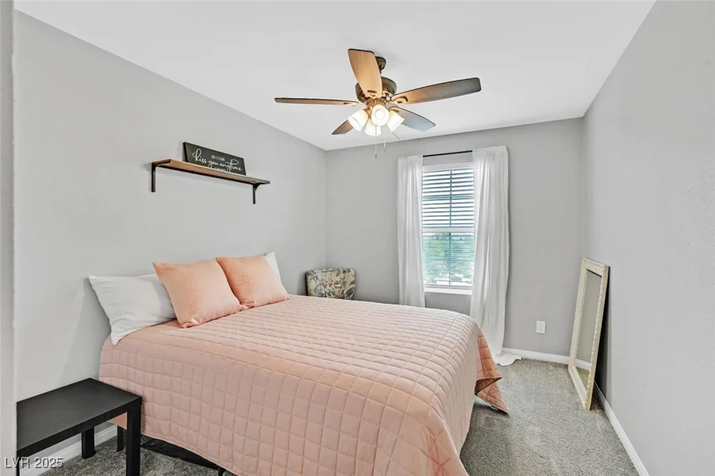 8704 Glen Echo, Las Vegas, NV 89148