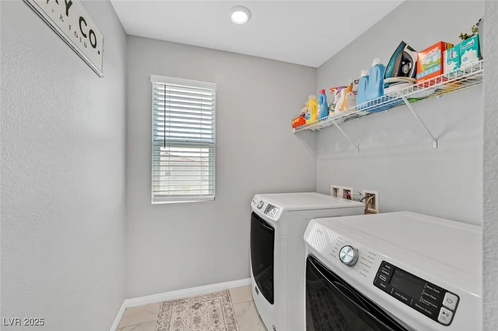 8704 Glen Echo, Las Vegas, NV 89148