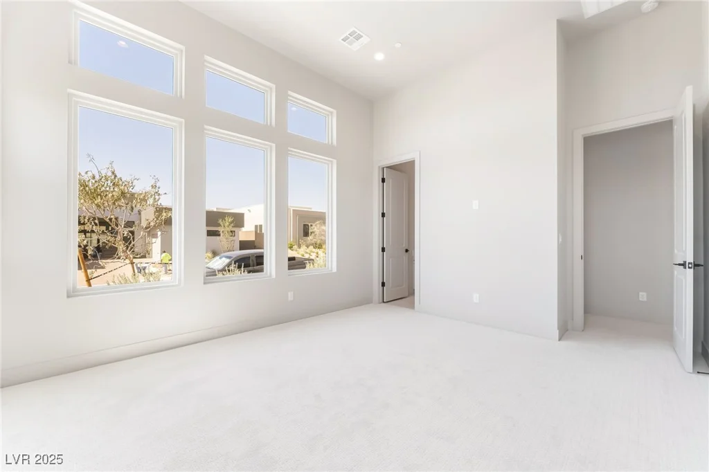 11036 Desert Heights, Las Vegas, NV 89135