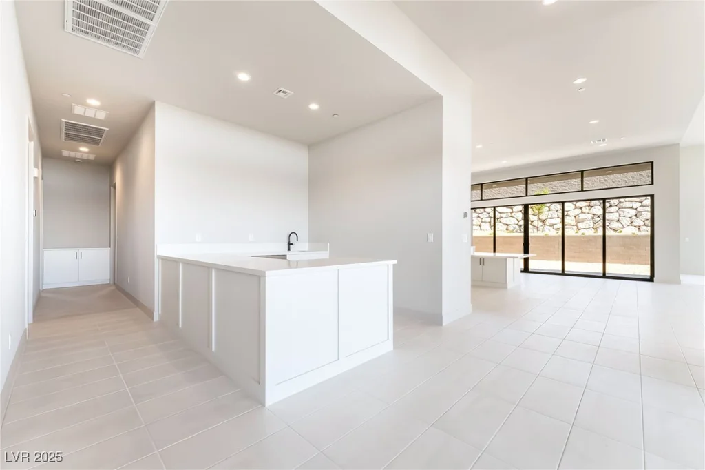 11036 Desert Heights, Las Vegas, NV 89135