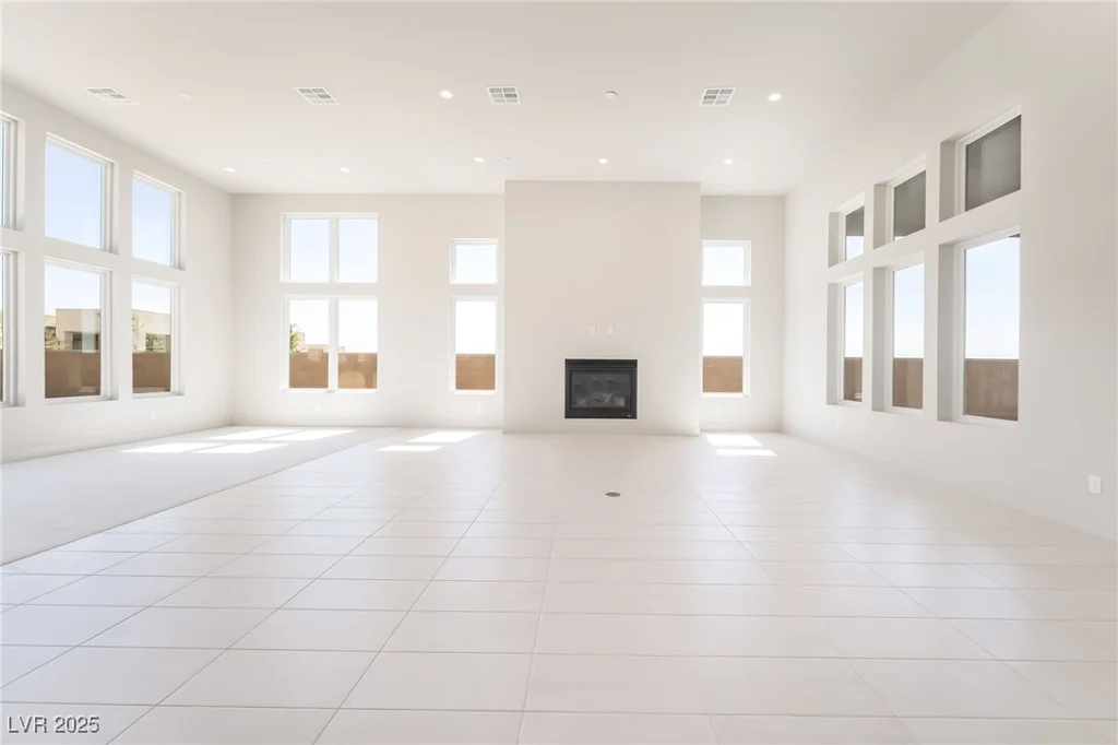 11036 Desert Heights, Las Vegas, NV 89135