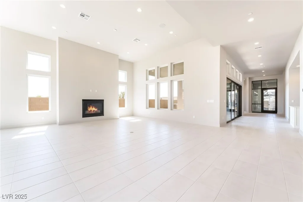 11036 Desert Heights, Las Vegas, NV 89135