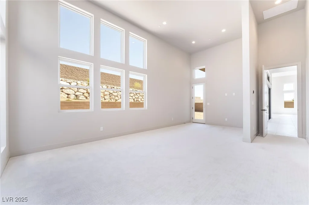 11036 Desert Heights, Las Vegas, NV 89135
