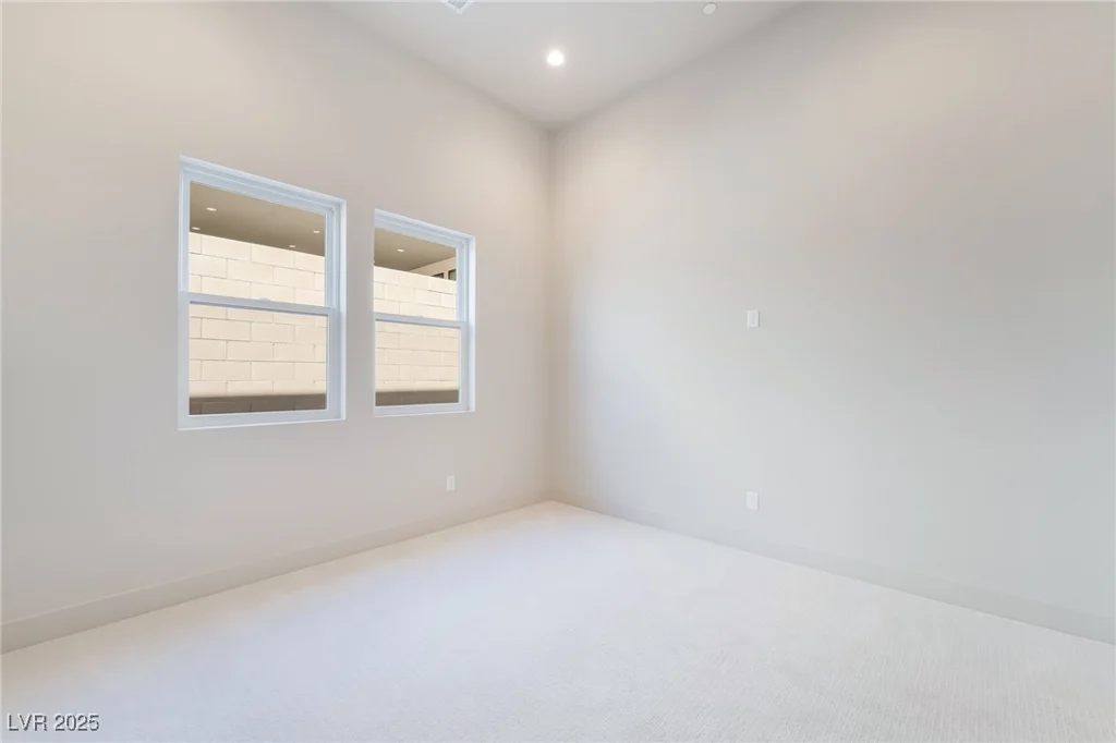 11036 Desert Heights, Las Vegas, NV 89135