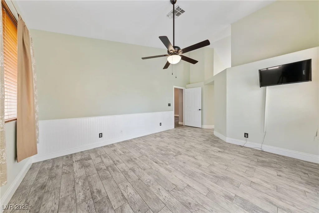 6112 Blowing Bellows, Las Vegas, NV 89130