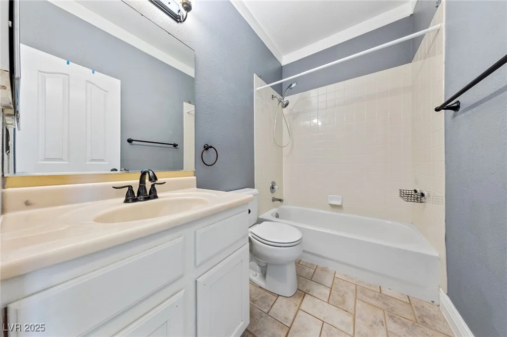 6112 Blowing Bellows, Las Vegas, NV 89130