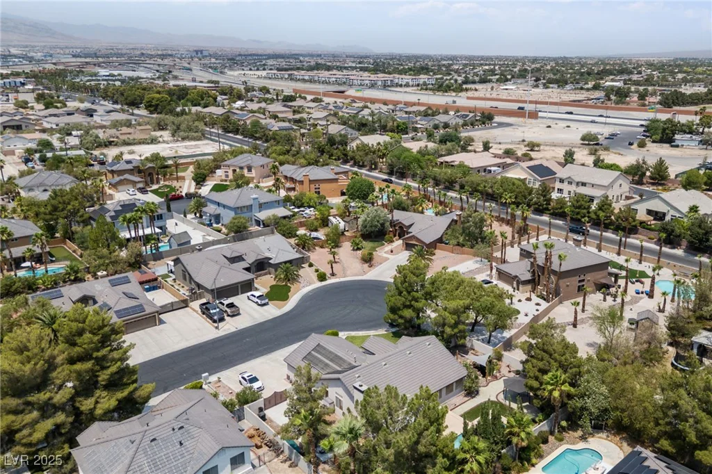 6112 Blowing Bellows, Las Vegas, NV 89130