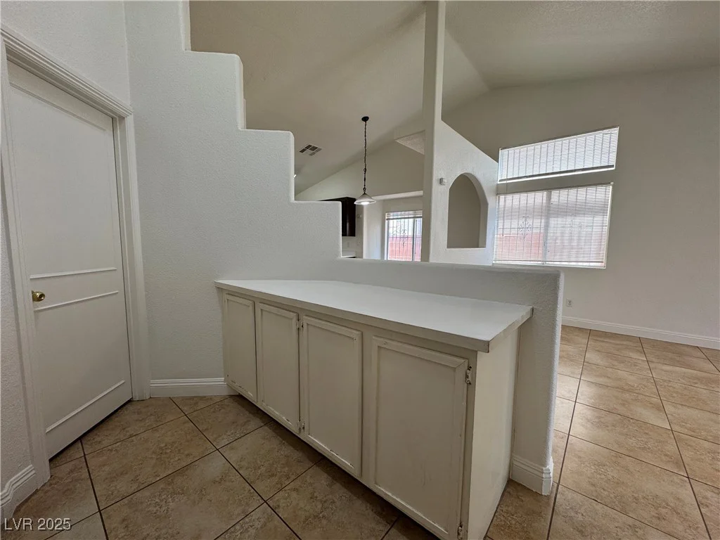 2503 River Oaks, Las Vegas, NV 89156