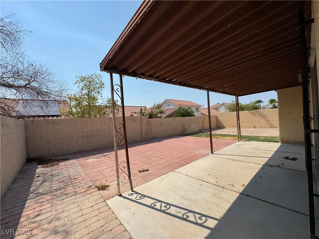 2503 River Oaks, Las Vegas, NV 89156