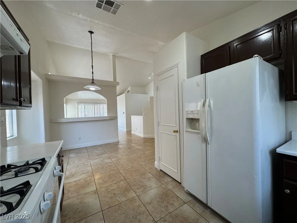 2503 River Oaks, Las Vegas, NV 89156