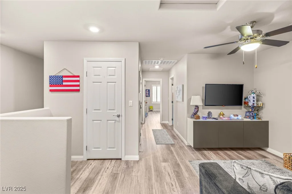 7354 Sunray Point, North Las Vegas, NV 89084