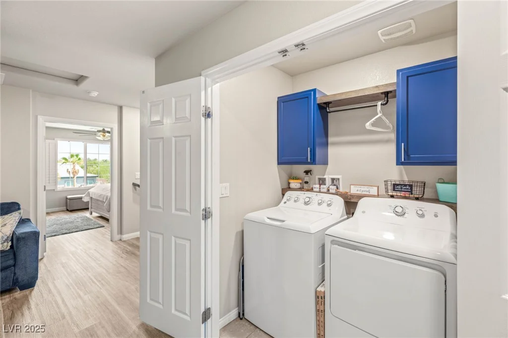 7354 Sunray Point, North Las Vegas, NV 89084