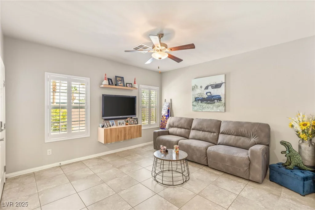7354 Sunray Point, North Las Vegas, NV 89084