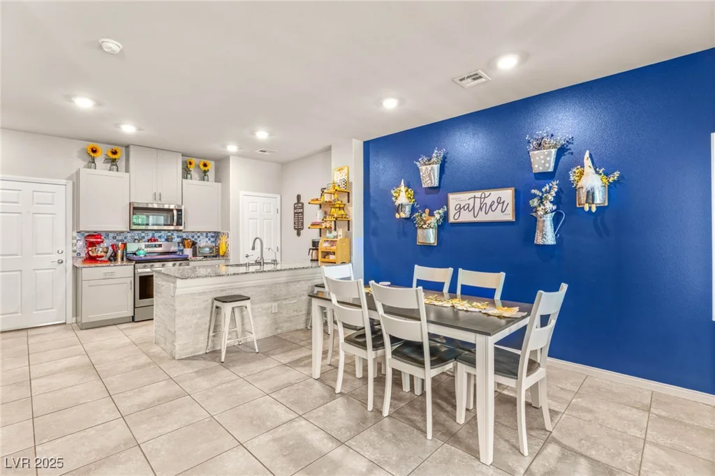7354 Sunray Point, North Las Vegas, NV 89084
