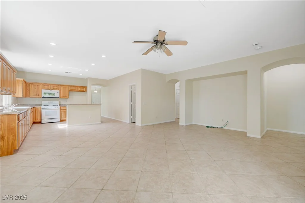 10877 Intro Ave, Las Vegas, NV 89135