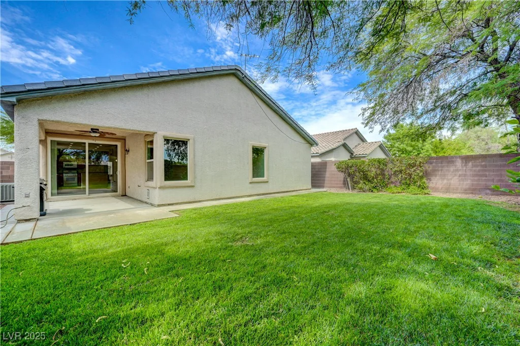 10877 Intro Ave, Las Vegas, NV 89135