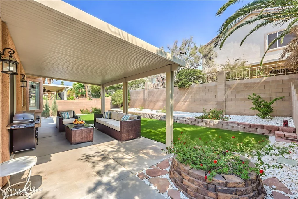 10250 Torrey Valley, Las Vegas, NV 89135