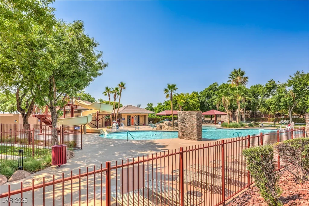 10250 Torrey Valley, Las Vegas, NV 89135