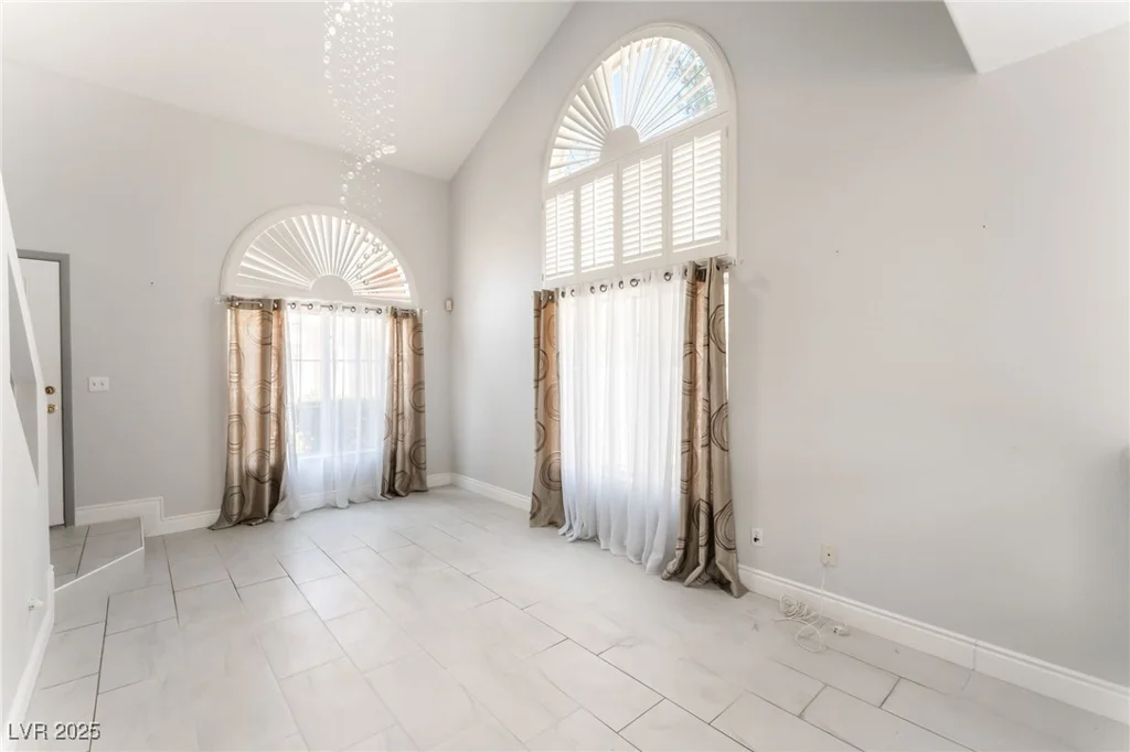 3432 Yorkminster, Las Vegas, NV 89129