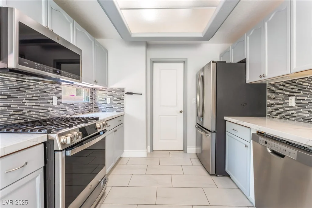 3432 Yorkminster, Las Vegas, NV 89129