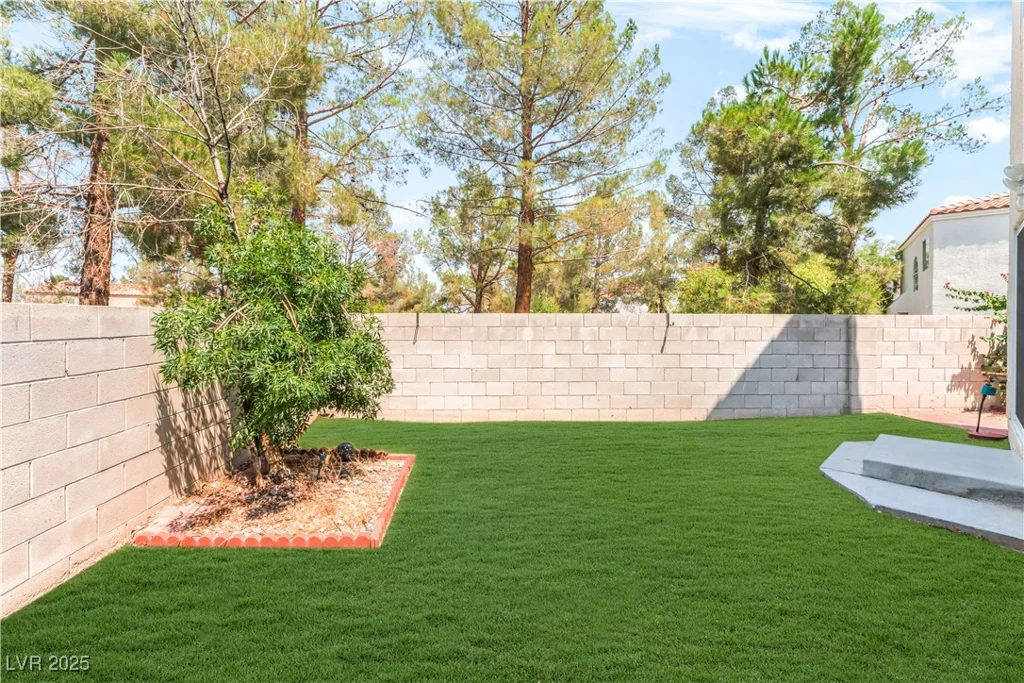 3432 Yorkminster, Las Vegas, NV 89129