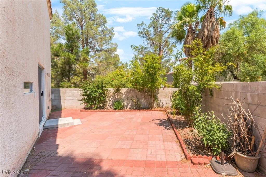 3432 Yorkminster, Las Vegas, NV 89129