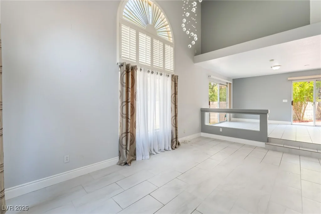 3432 Yorkminster, Las Vegas, NV 89129