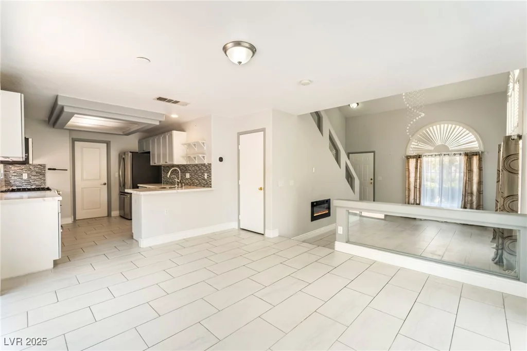 3432 Yorkminster, Las Vegas, NV 89129