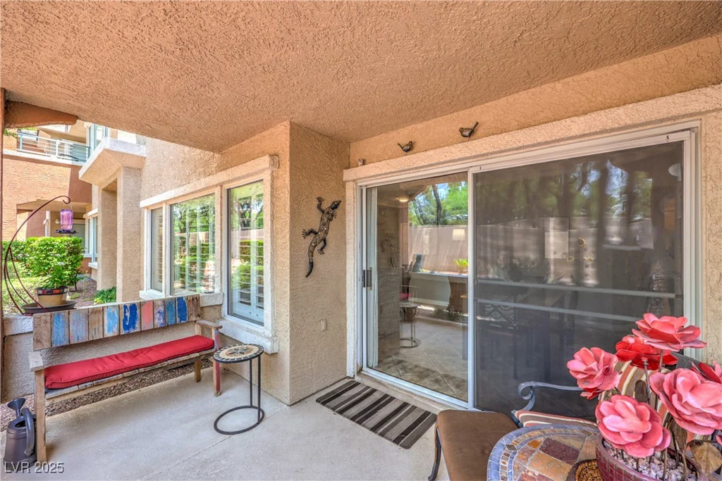 821 Titan Peak, Las Vegas, NV 89144