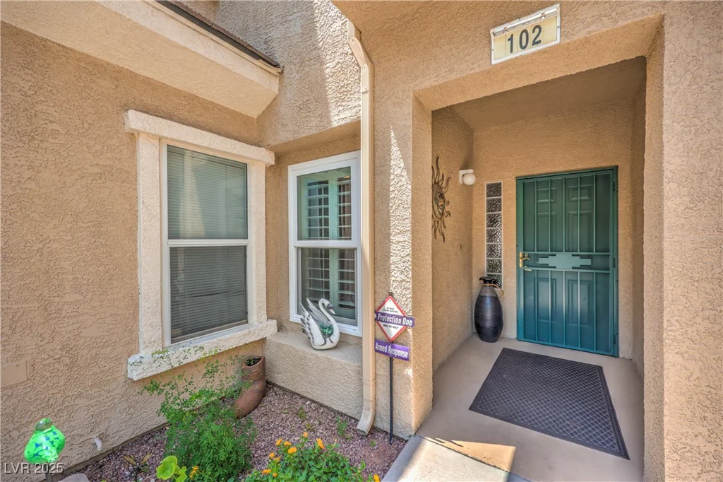 821 Titan Peak, Las Vegas, NV 89144