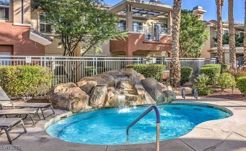 821 Titan Peak, Las Vegas, NV 89144