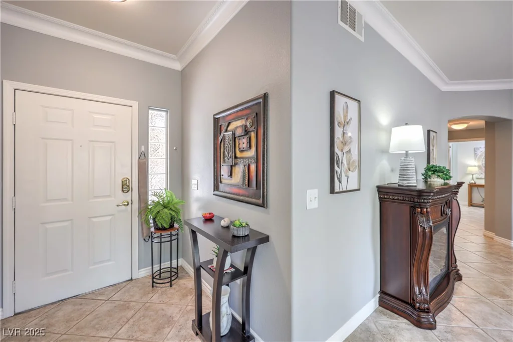 821 Titan Peak, Las Vegas, NV 89144