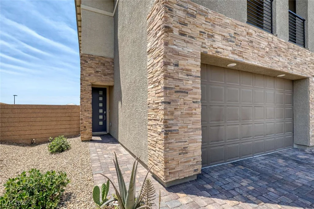 9827 Mojave Mountain, Las Vegas, NV 89166