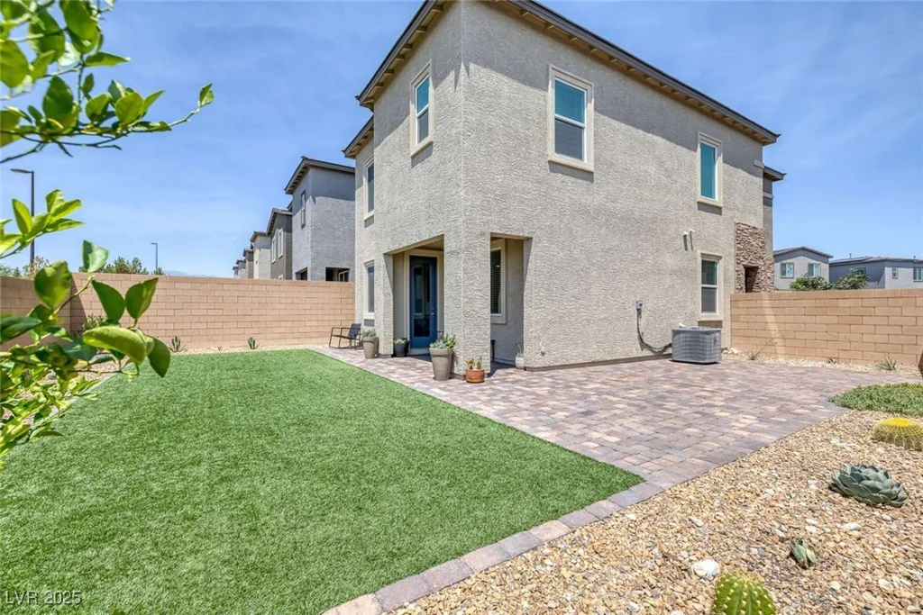 9827 Mojave Mountain, Las Vegas, NV 89166