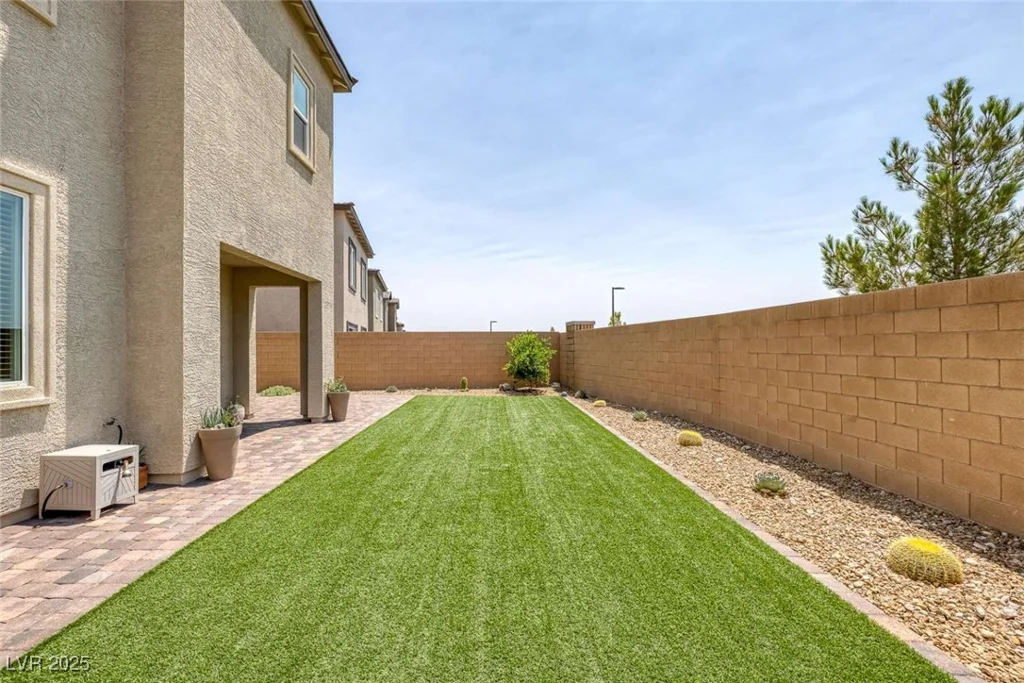 9827 Mojave Mountain, Las Vegas, NV 89166