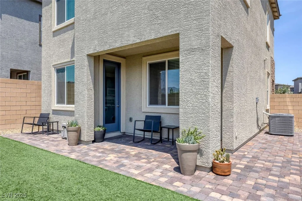 9827 Mojave Mountain, Las Vegas, NV 89166