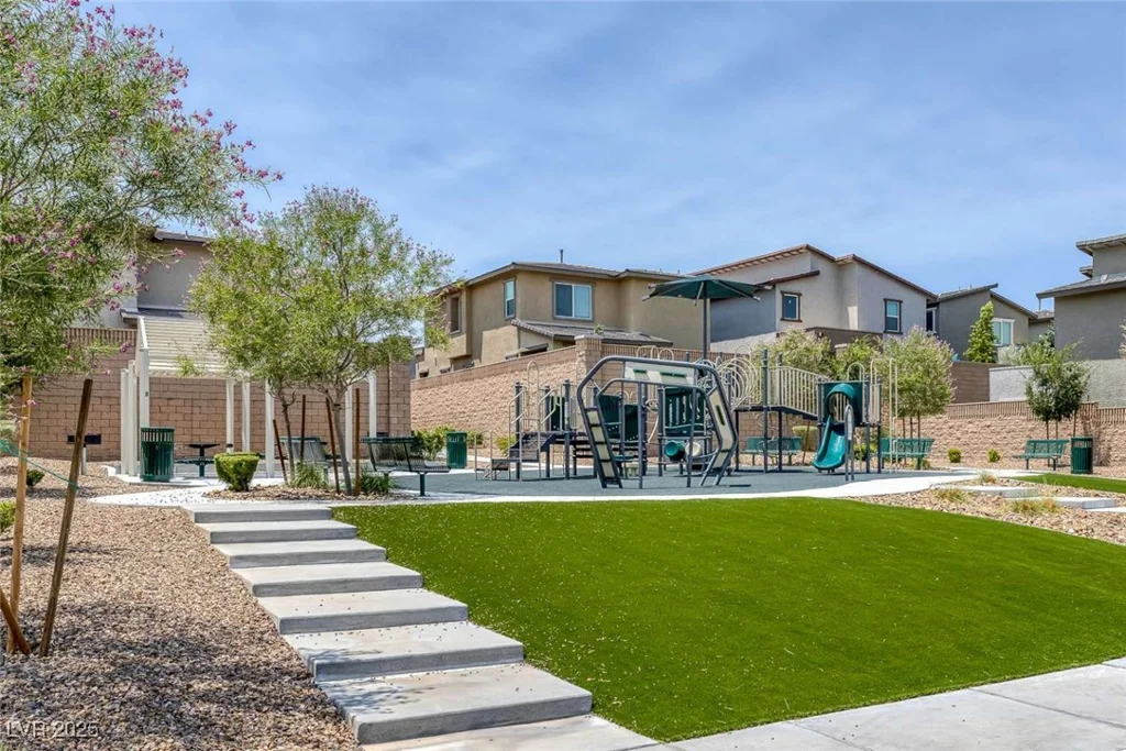 9827 Mojave Mountain, Las Vegas, NV 89166