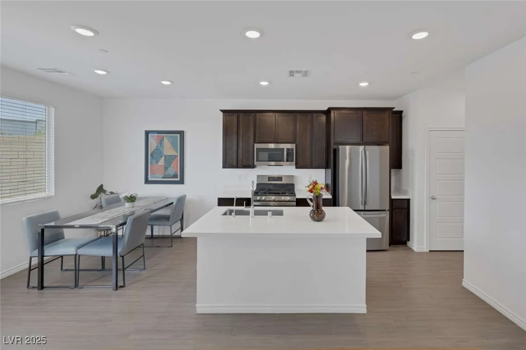 9827 Mojave Mountain, Las Vegas, NV 89166