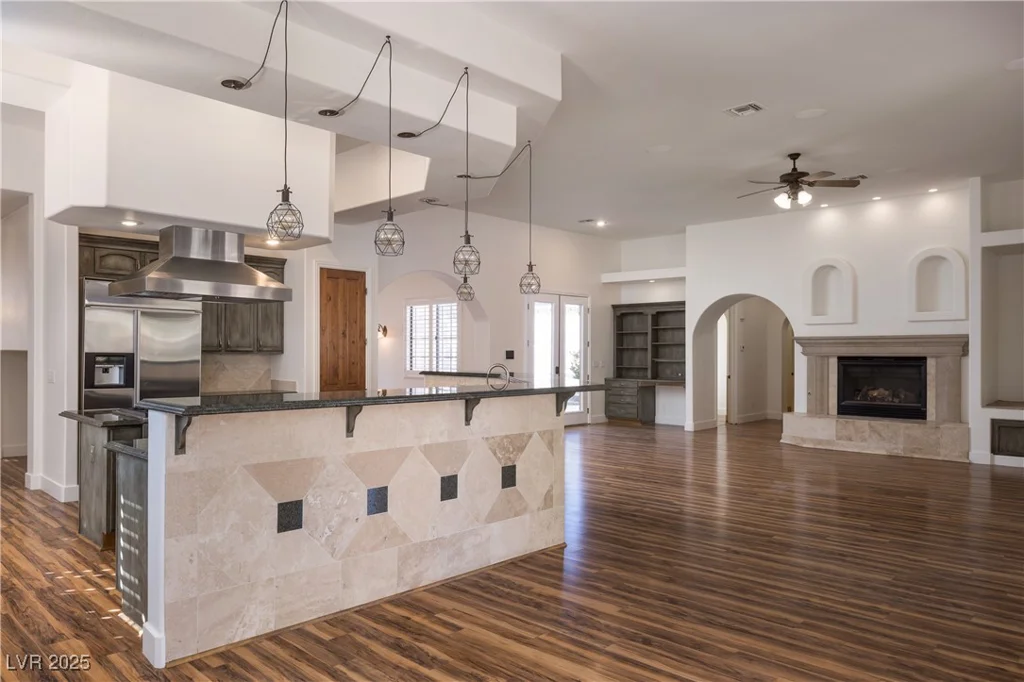 9904 Moonridge, Las Vegas, NV 89134