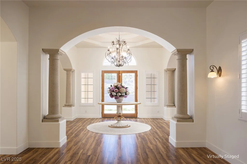 9904 Moonridge, Las Vegas, NV 89134