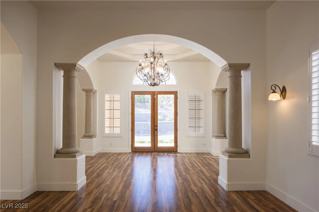 9904 Moonridge, Las Vegas, NV 89134