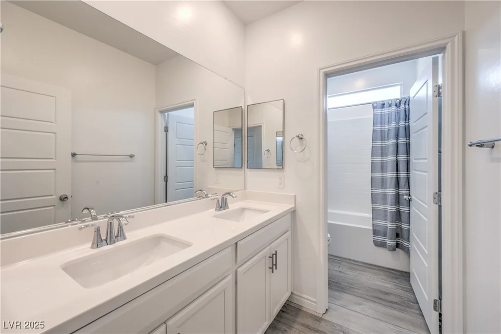 3821 Nesting Wren, North Las Vegas, NV 89084