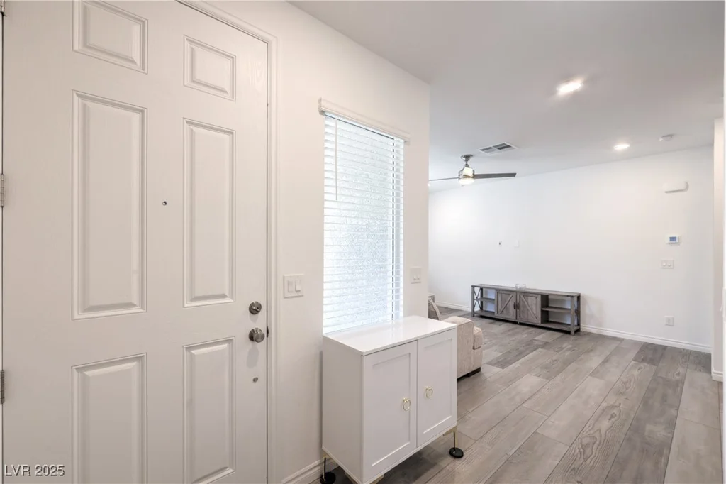 3821 Nesting Wren, North Las Vegas, NV 89084