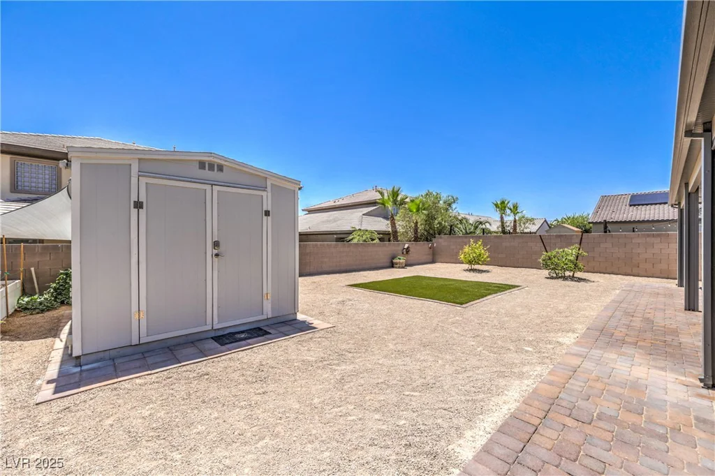 3821 Nesting Wren, North Las Vegas, NV 89084