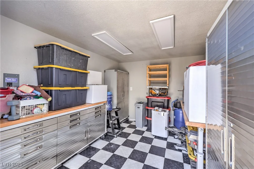 3821 Nesting Wren, North Las Vegas, NV 89084