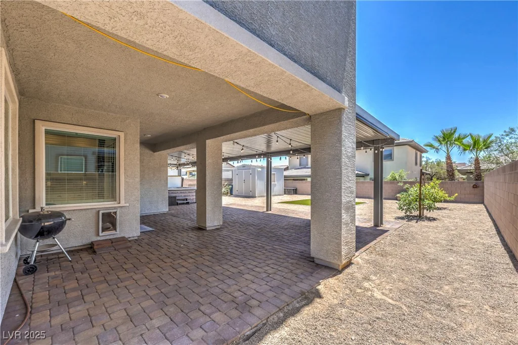 3821 Nesting Wren, North Las Vegas, NV 89084