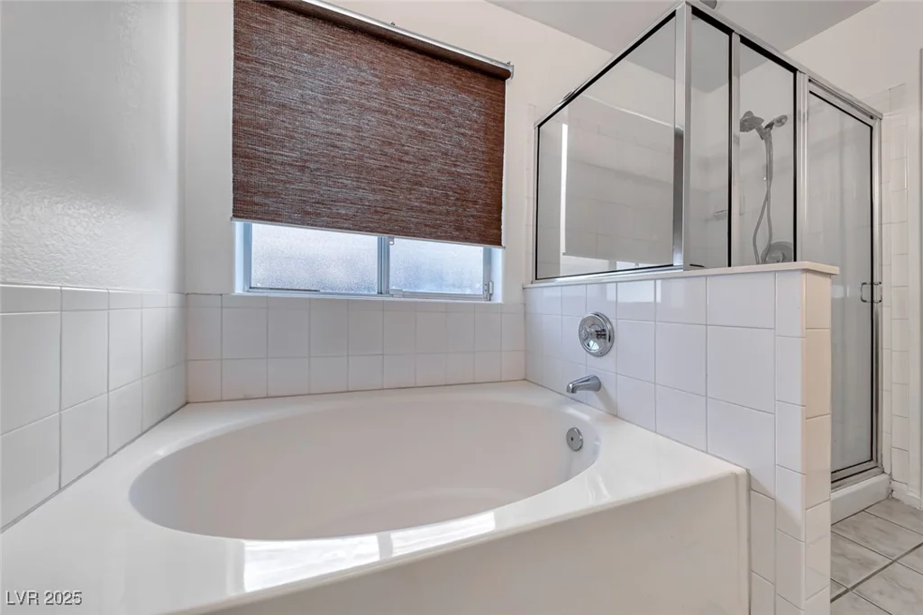 990 Ridge Path, Henderson, NV 89015